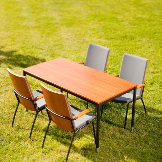 Julkaisuj�rjestelm�. Sis�ll�n ehdoilla.